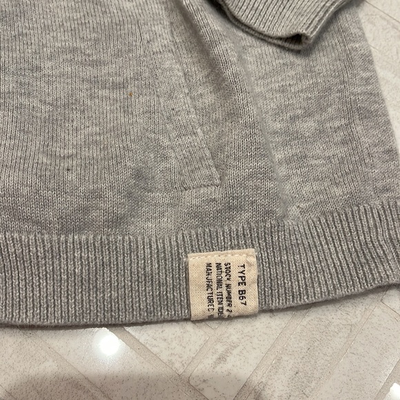 Bonpoint soft long sleeve grey cardigan, size 4 - Picture 4 of 7